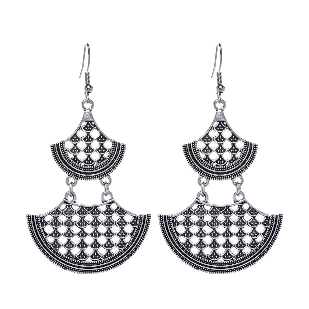 Hanging two-piece earrings