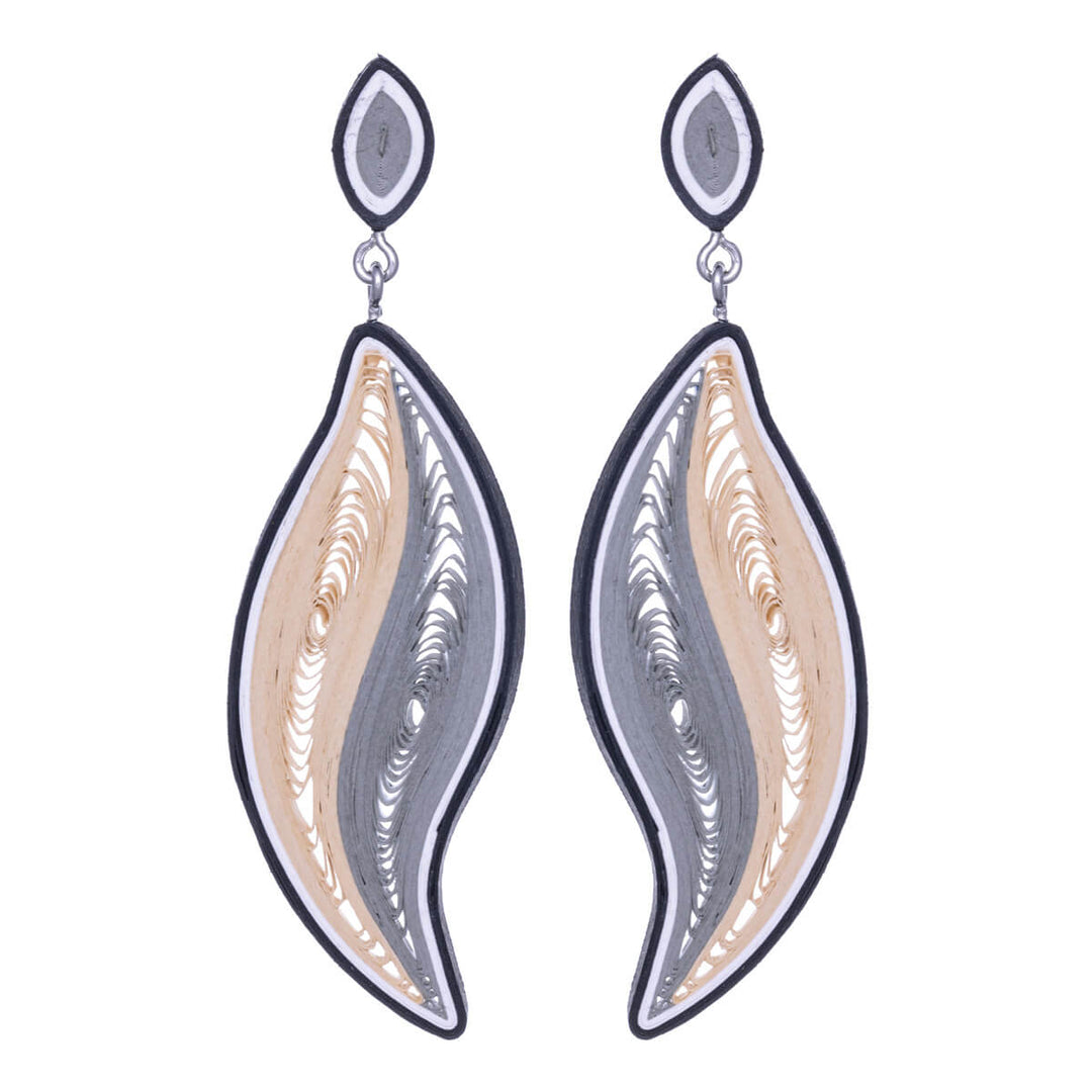 Drop earrings from the paper