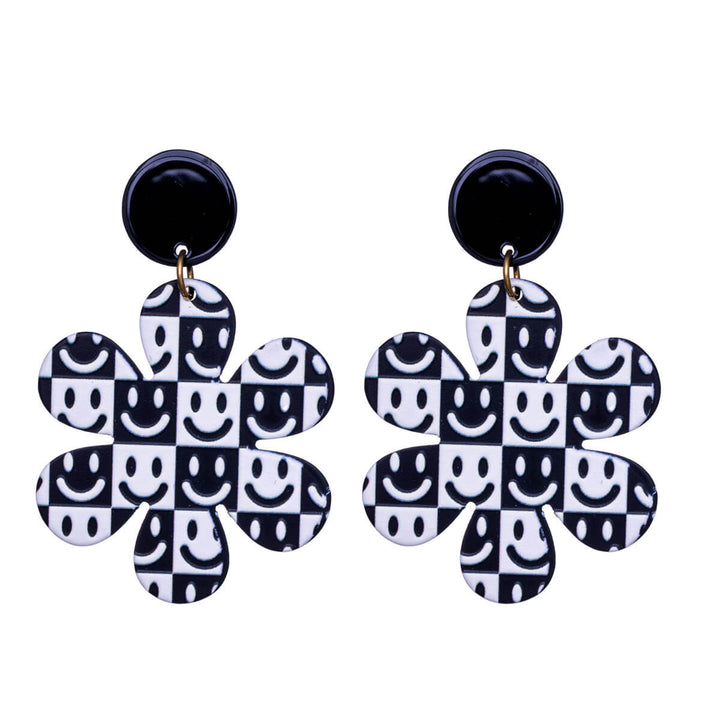 Black and white Drop earrings flower