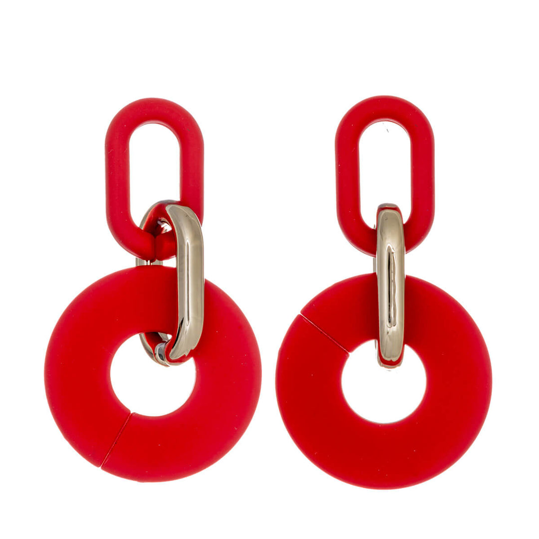 Bunte Hängeohrringe aus Kunststoff