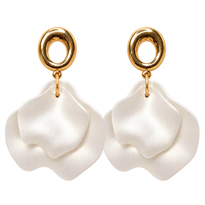 Drop earrings shimmering flakes