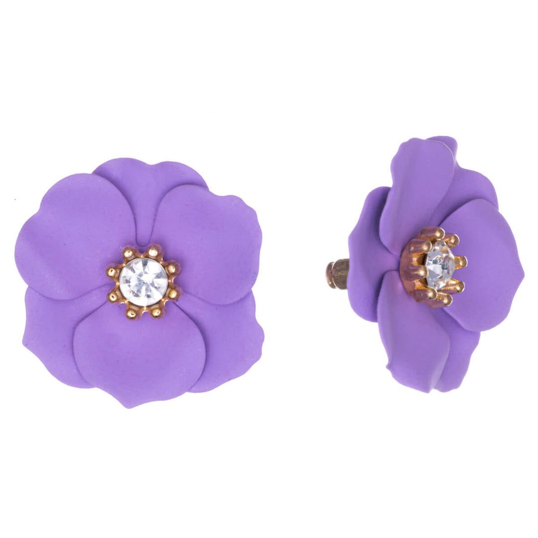 Flower earrings with stone