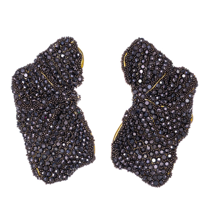 Strassiset lehti korvakorut