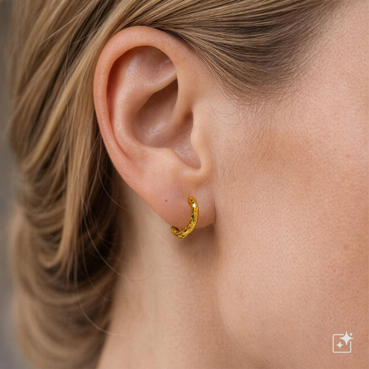 Beveled gold-plated steel ear rings 8mm – Delicate model (316L)