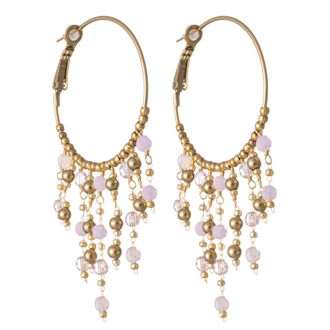 Earrings with hanging pearl decorations