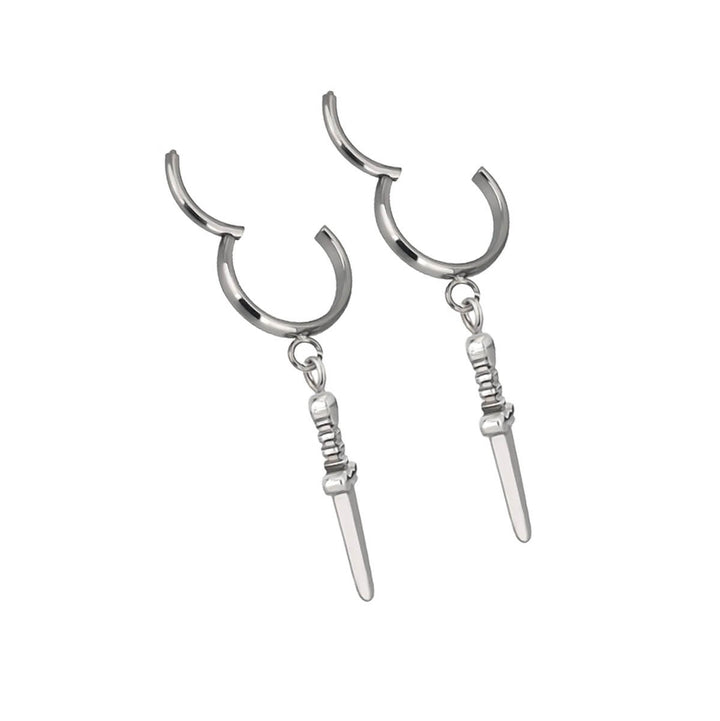 Titaani korvarenkaat miekka riipuksella (Titaani G23)