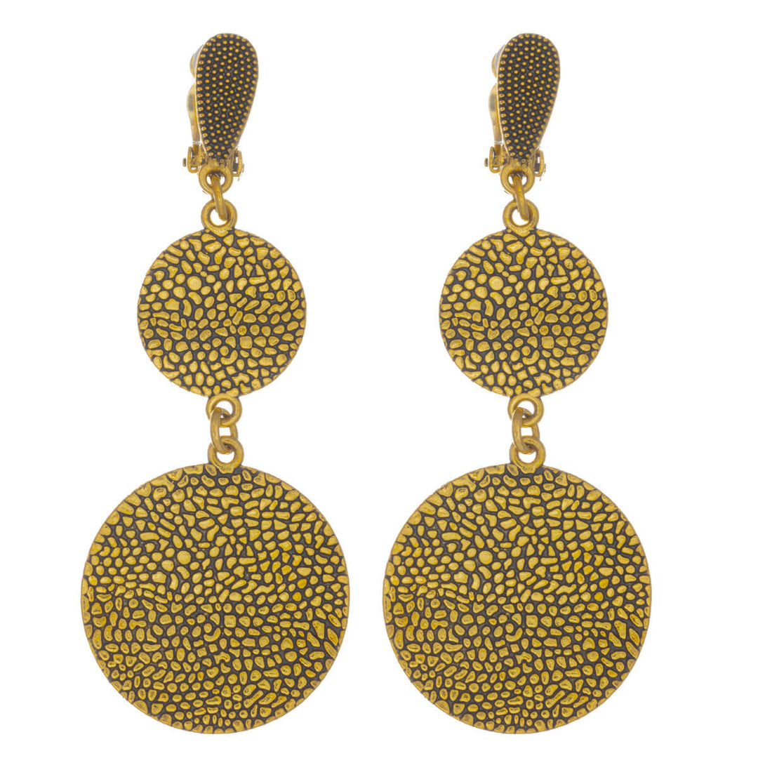 Flat tires are hanging Clip-on earrings