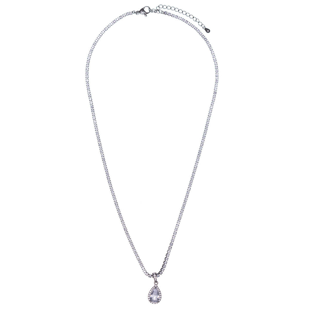 Teardrop zirconia necklace