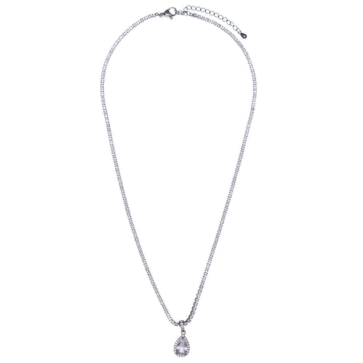 Teardrop zirconia necklace