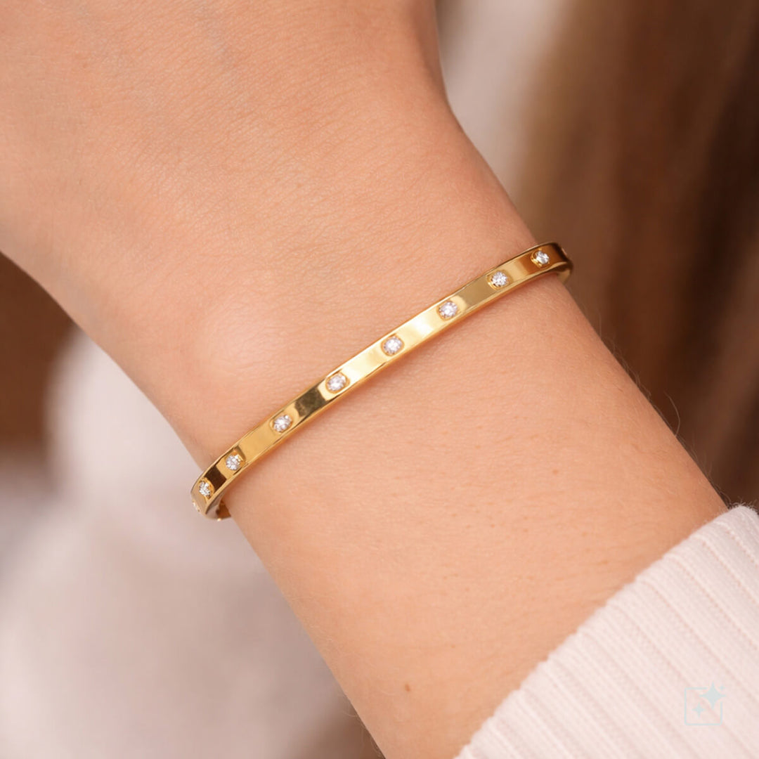 Smal armbandring i zirkoniumoxid med fyrklövermotiv och gångjärn (316L-stål)