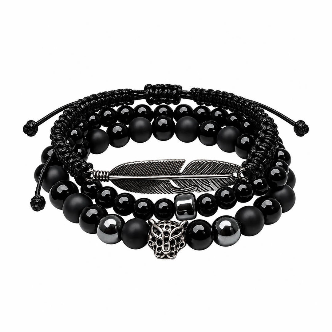 Schwarzes Armband-Set für Herren, von vorne gesehen, mit Metallverschluss und Totenkopf