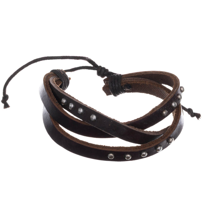 Justerbart armband i konstläder med nitar