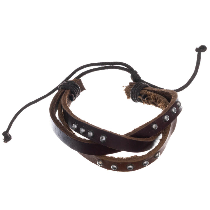 Justerbart armband i konstläder med nitar