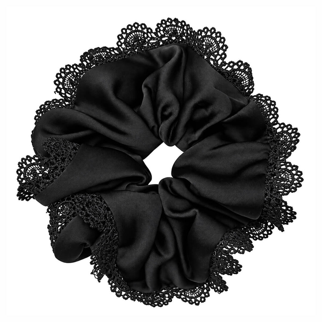 Pitsireunuksinen satiini scrunchie hiusdonitsi – iso &amp; pehmeä 14cm