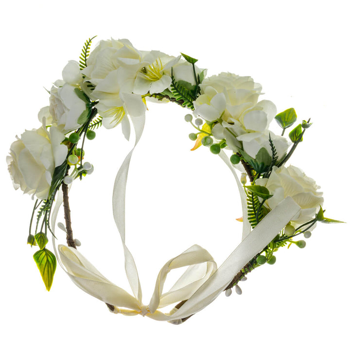Weißer Blumenkranz mit Rosen