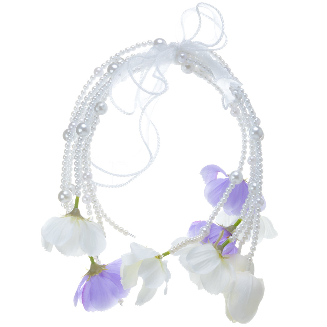 Helmikaari-Brautstrauß – weiß-violette Kunstblumen