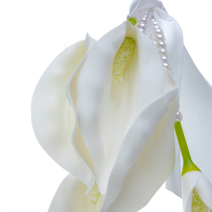 Brudbukett av kalla med satinband – vit konstgjord blomma