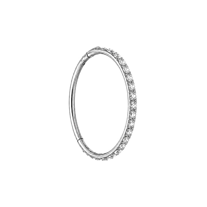 Ohut titaani clicker lävistysrengas zironia kivillä 0.8mm (Titaani G23)