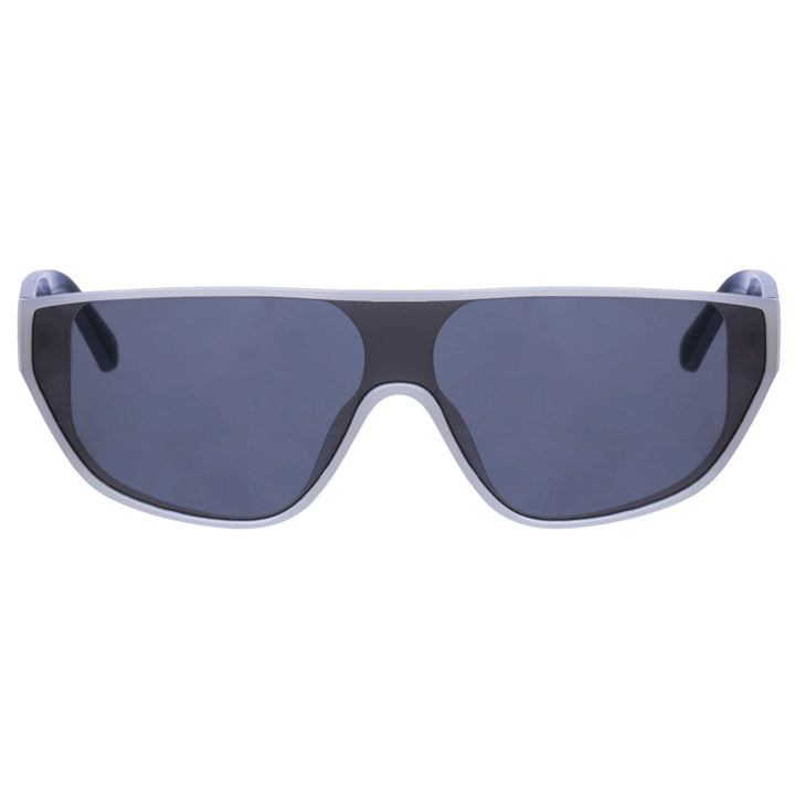 Niedrige futuristische Sonnenbrille mit flacher Spitze