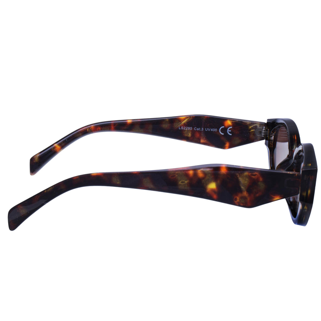 Oval angled sunglasses