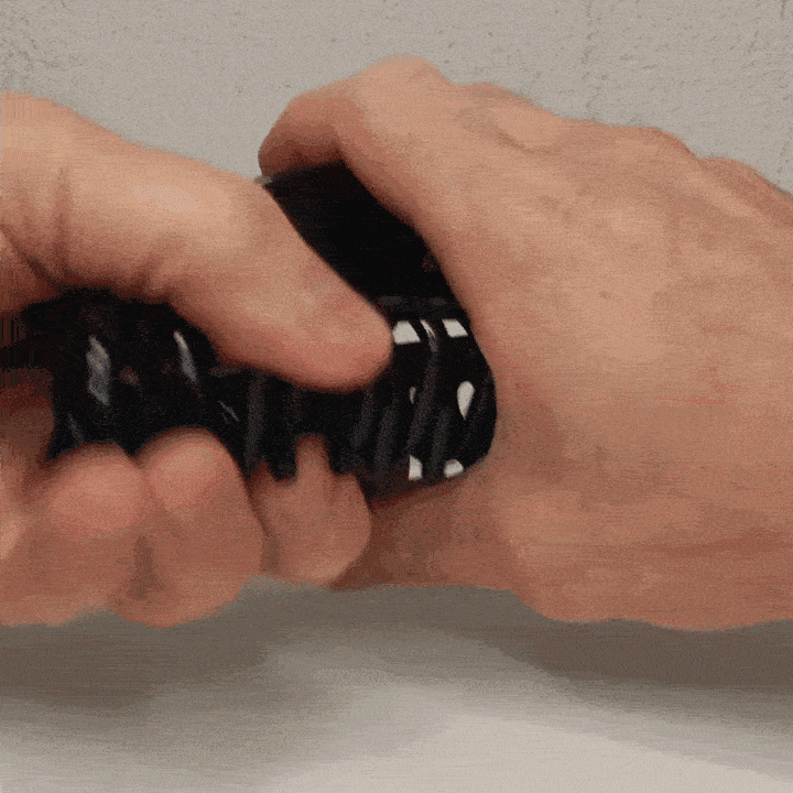 Large hair clip, flexible plastic shark tooth, 12 cm