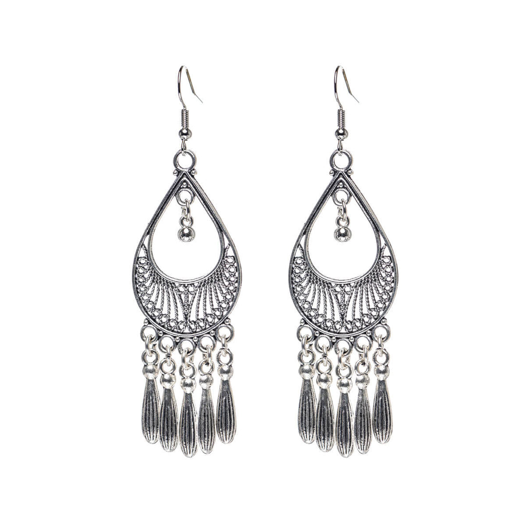 Anciently finished hanging droplet earrings