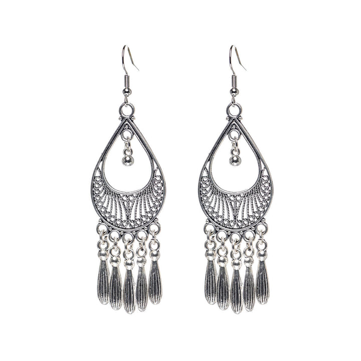 Anciently finished hanging droplet earrings