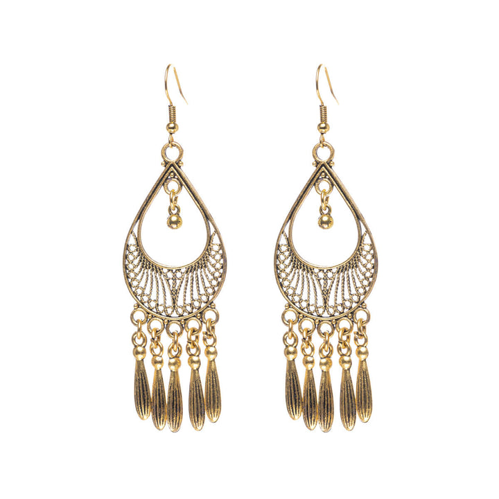 Anciently finished hanging droplet earrings