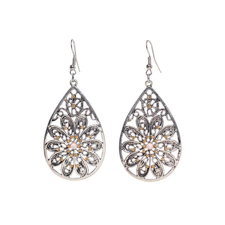 Roikkuvat pisara korvakorut