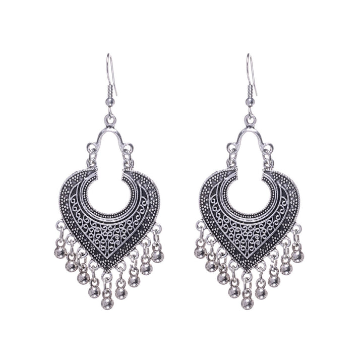 Herz-Ohrringe mit hängenden Perlen