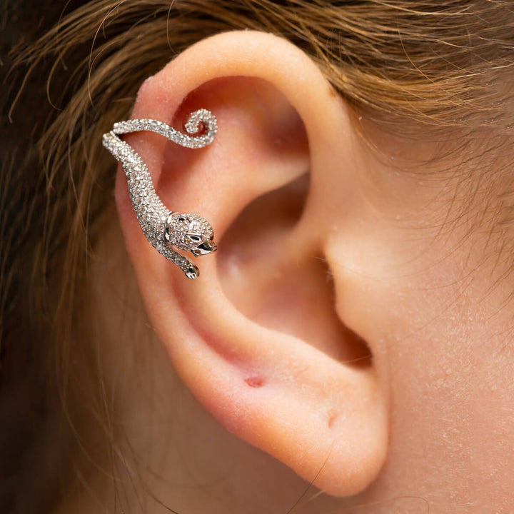 Leopardi zirkonia rustokoru ear cuff 1kpl