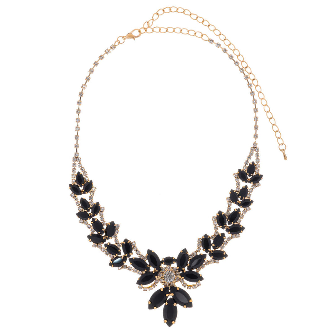 Glass stone festive necklace