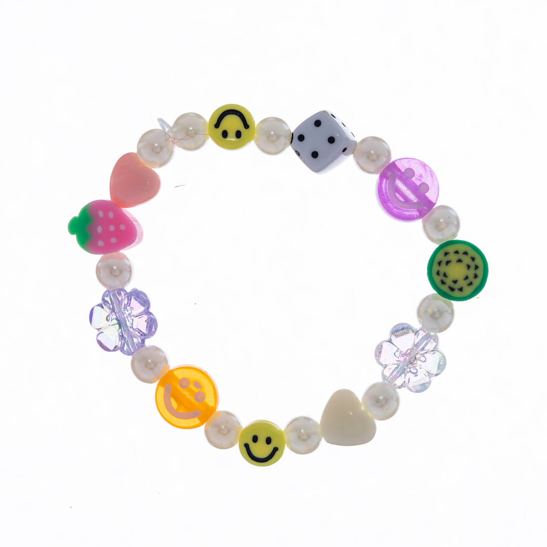 Värikäs helmi rannekoru