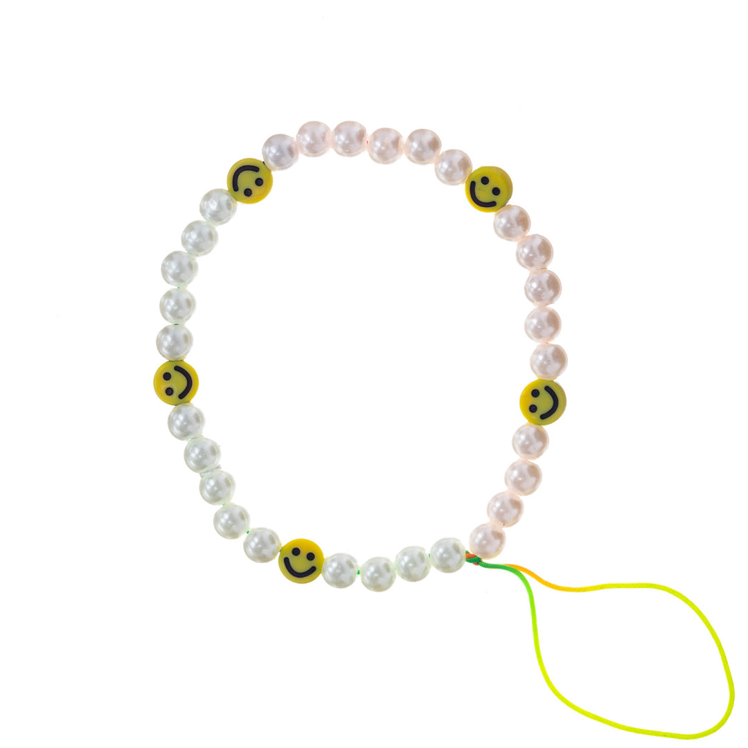 Pearl wristband with smile decorations