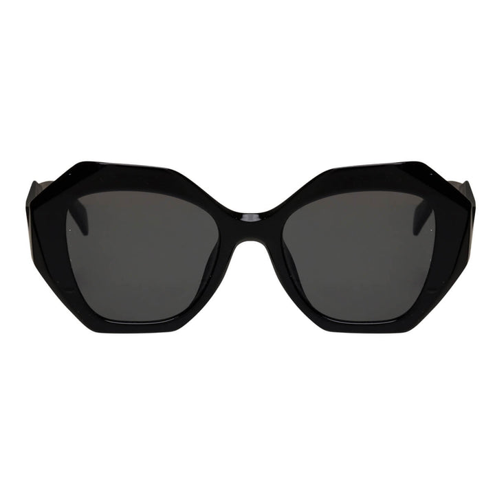 Angular square sunglasses